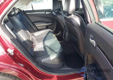 2015 Chrysler 300 Limited z USA, uszkodzony, nr VIN 2C3CCAAG5FH908832